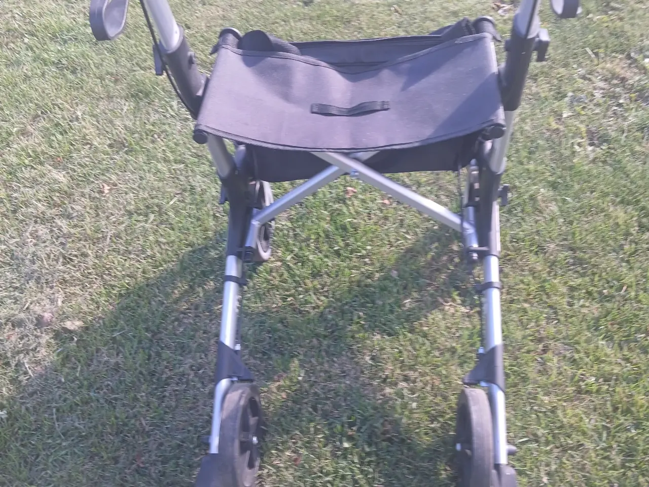 Billede 3 - Rollator