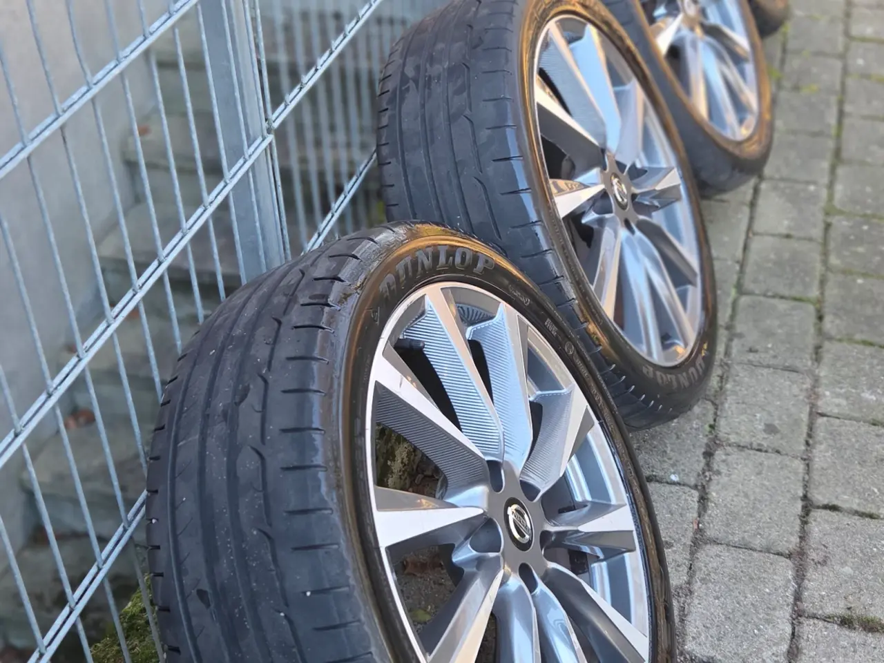 Billede 2 - SOLGT.      Nissan Qashqai fælge med sommerdæk 19 