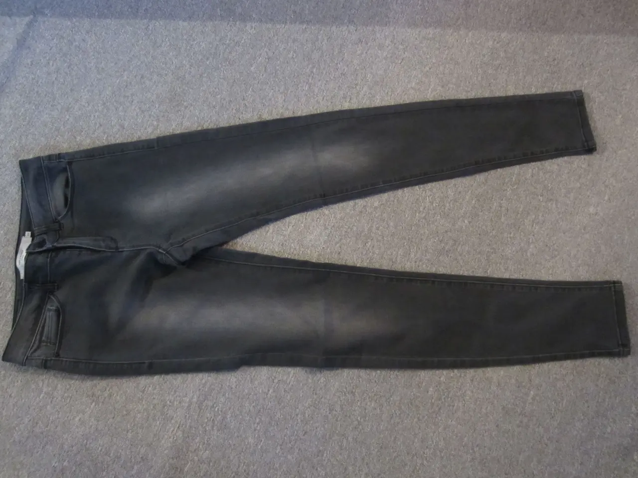 Billede 1 - Mørke Jeans fra Vero Moda i str. S / 32