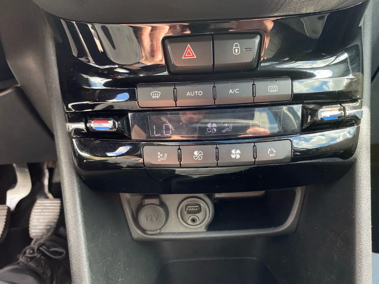 Billede 14 - Peugeot 208 1,2 VTi Allure Sky 82HK 5d
