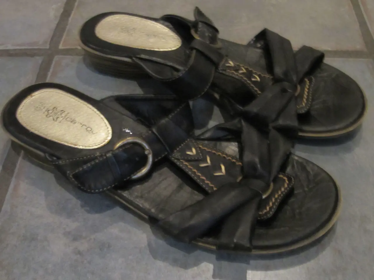 Billede 1 - Fine sorte sandaler i str. 39