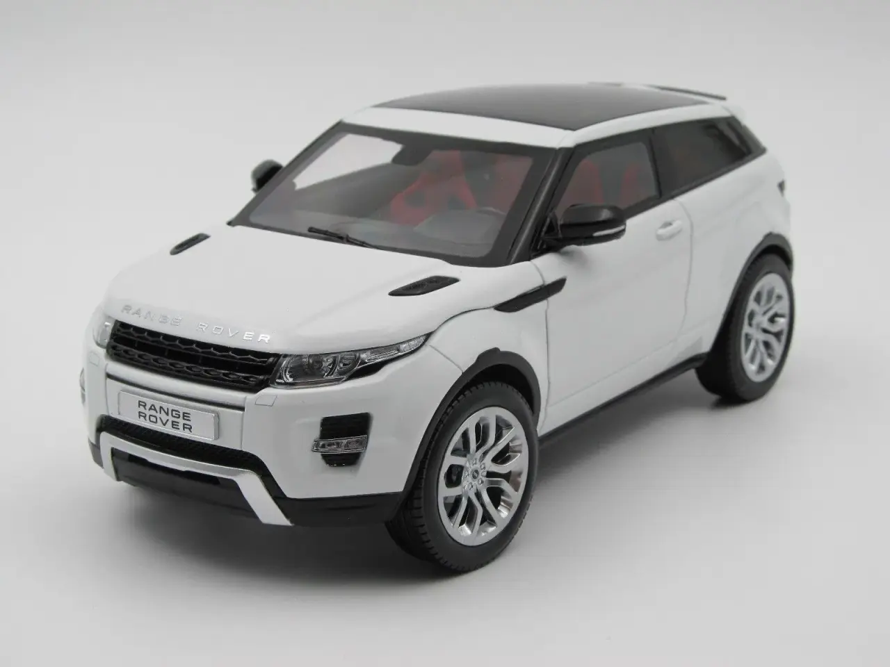 Billede 1 - 2011 Range Rover Evoque 1:18