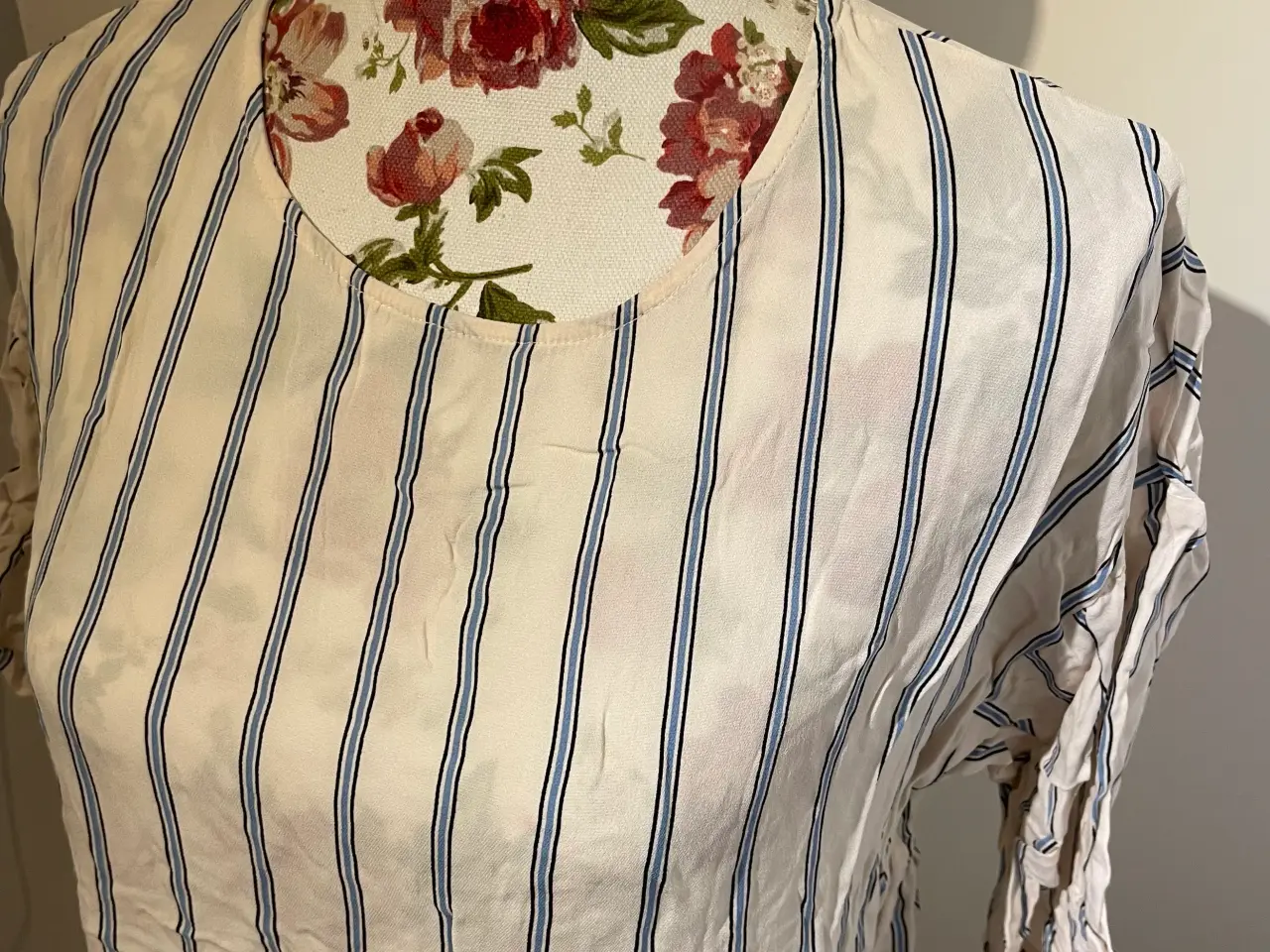 Billede 2 - Samsøe Samsøe - t-shirt