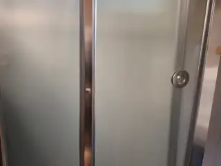 buet brusevæg ..pæn velholdt ..