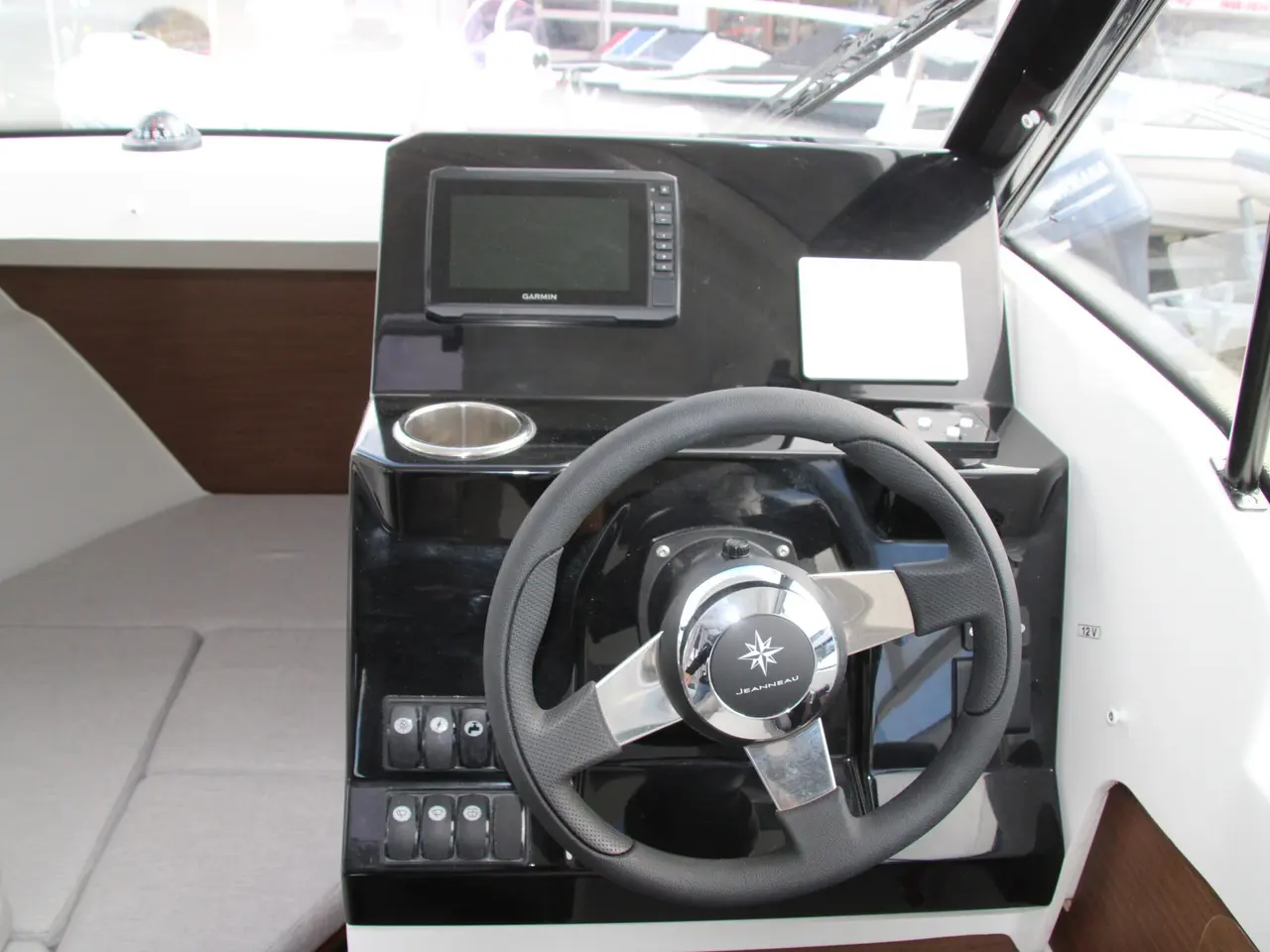 Billede 30 - Jeanneau 695 Cruiser Serie2