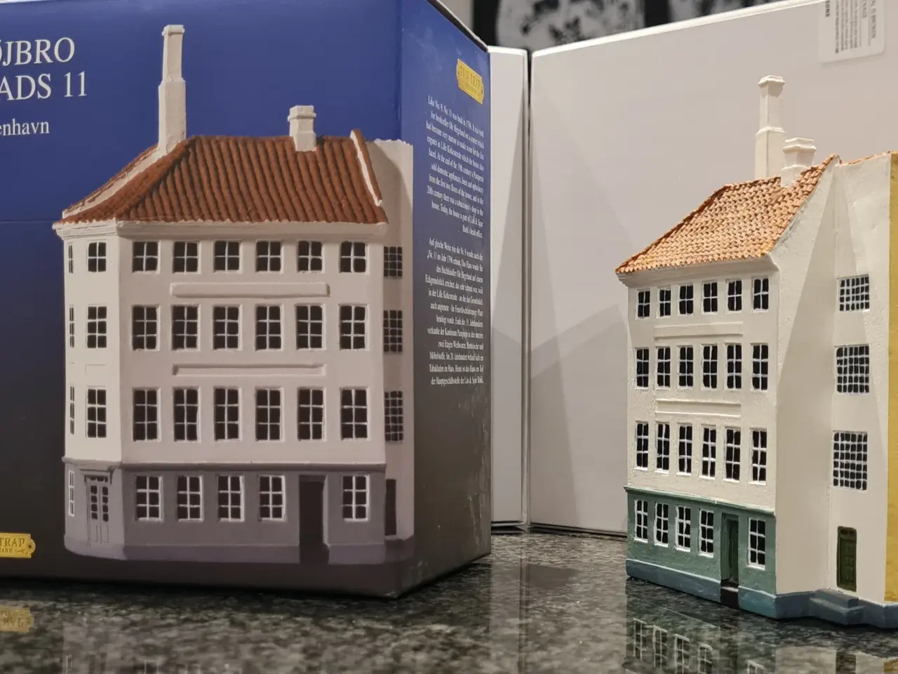Billede 3 - Trip Trap miniature huse HØJBRO PLADS 11, Kbh.