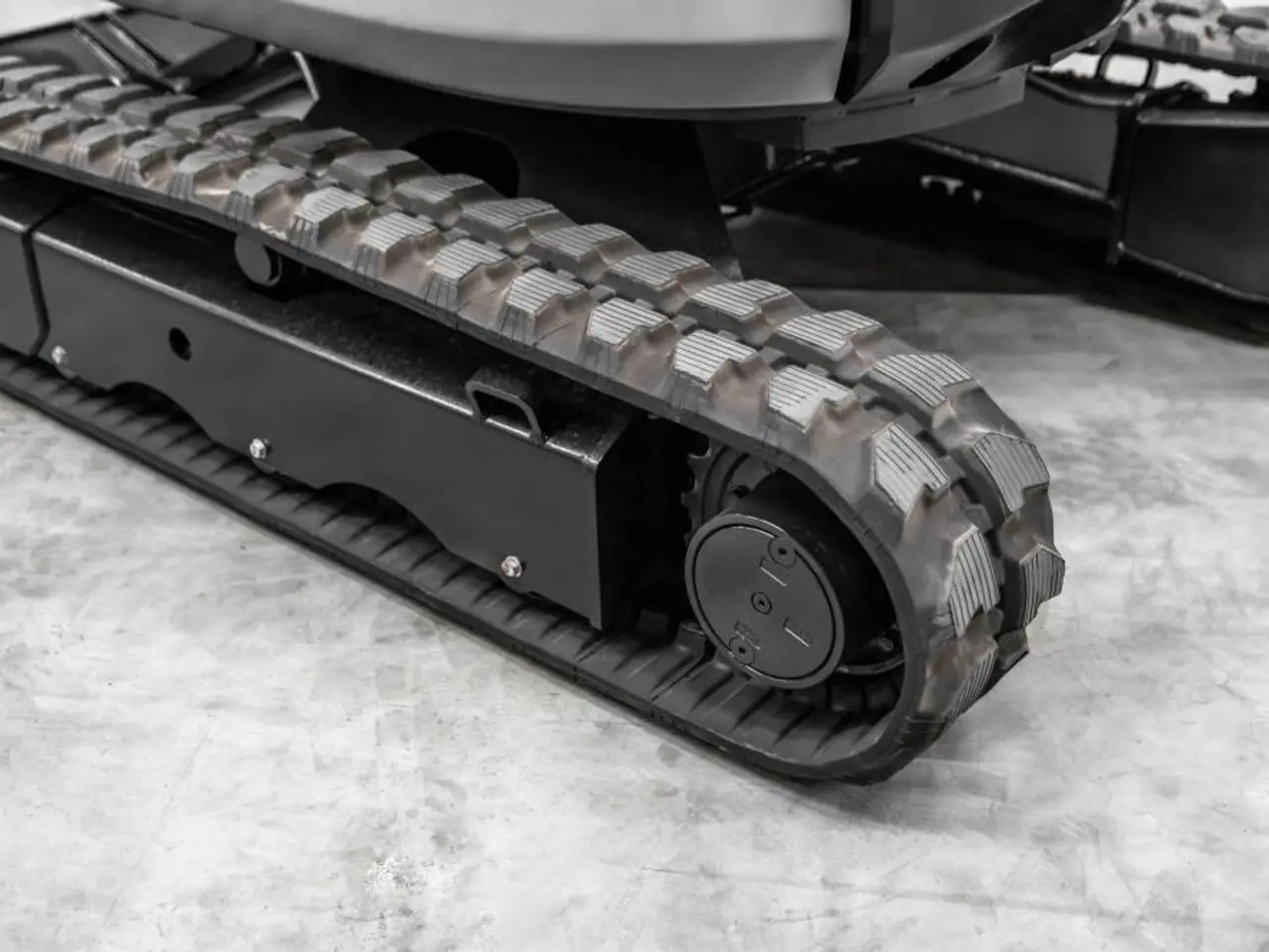 Billede 9 - Bobmaster Ultimate diesel minigraver - 2,7 tons med drejearm og joystick, inkl. skovlsæt