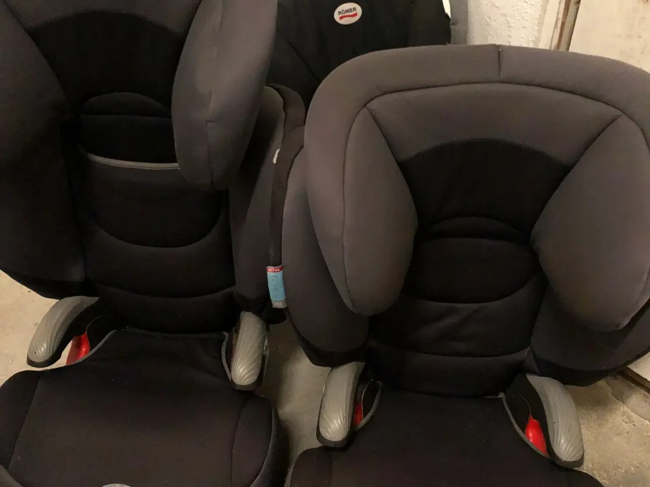 Billede 1 - 2 stk ens Autostole