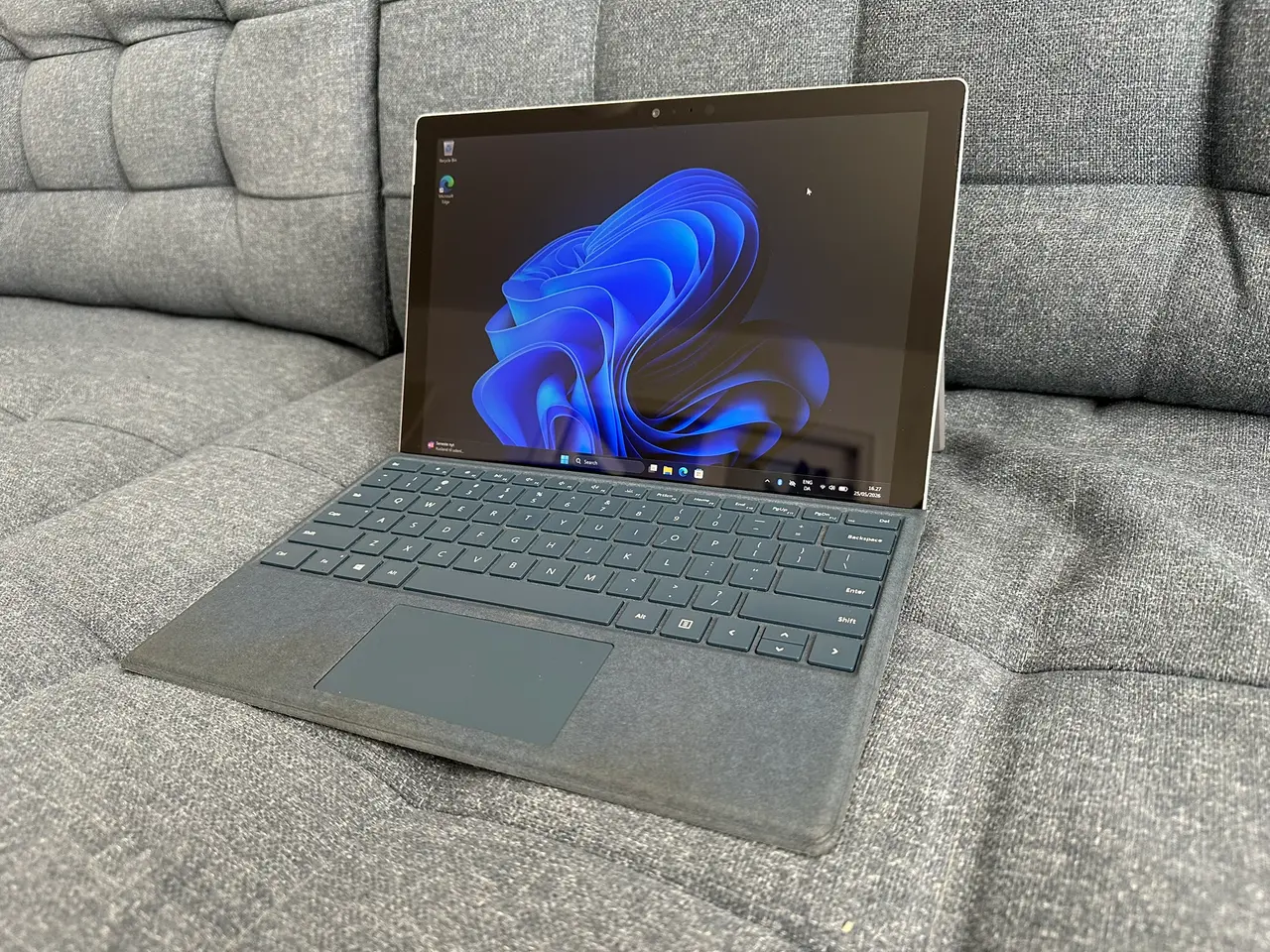 Billede 1 - Microsoft Surface Pro 4, i5-6300U, 2.40 GHz, 4 GB