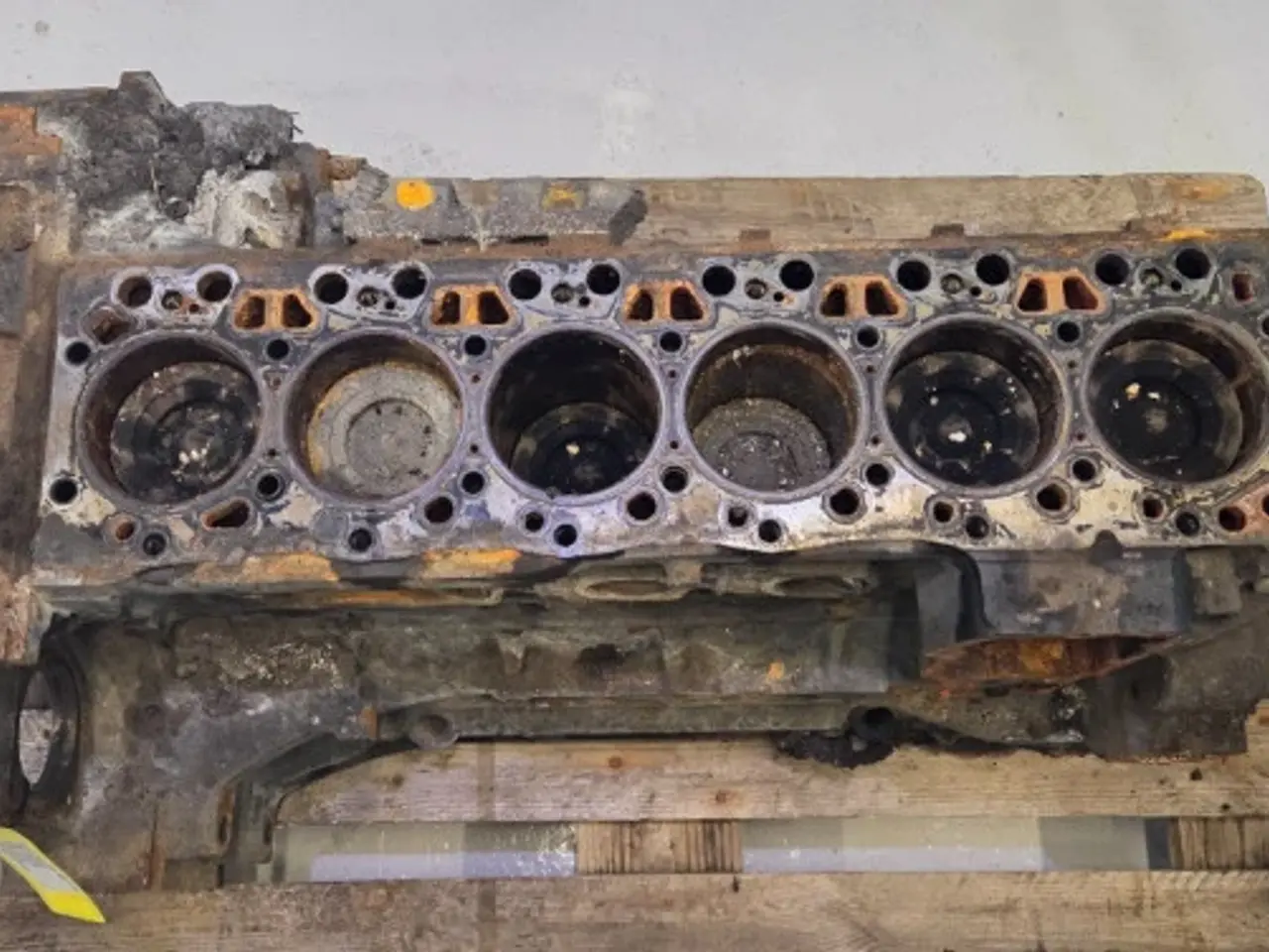 Billede 3 - Iveco F4DFE417L Motor 5801892494