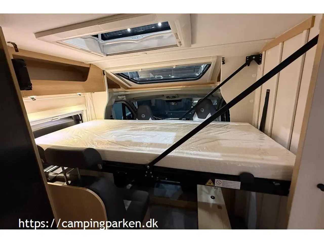 Billede 6 - 2026 - SunLight Ny grundplan i Sunlight VAN-serien, første VAN med 3. soveplads over siddegruppen