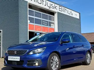 Peugeot 308 1,2 e-THP 130 Allure Sky SW