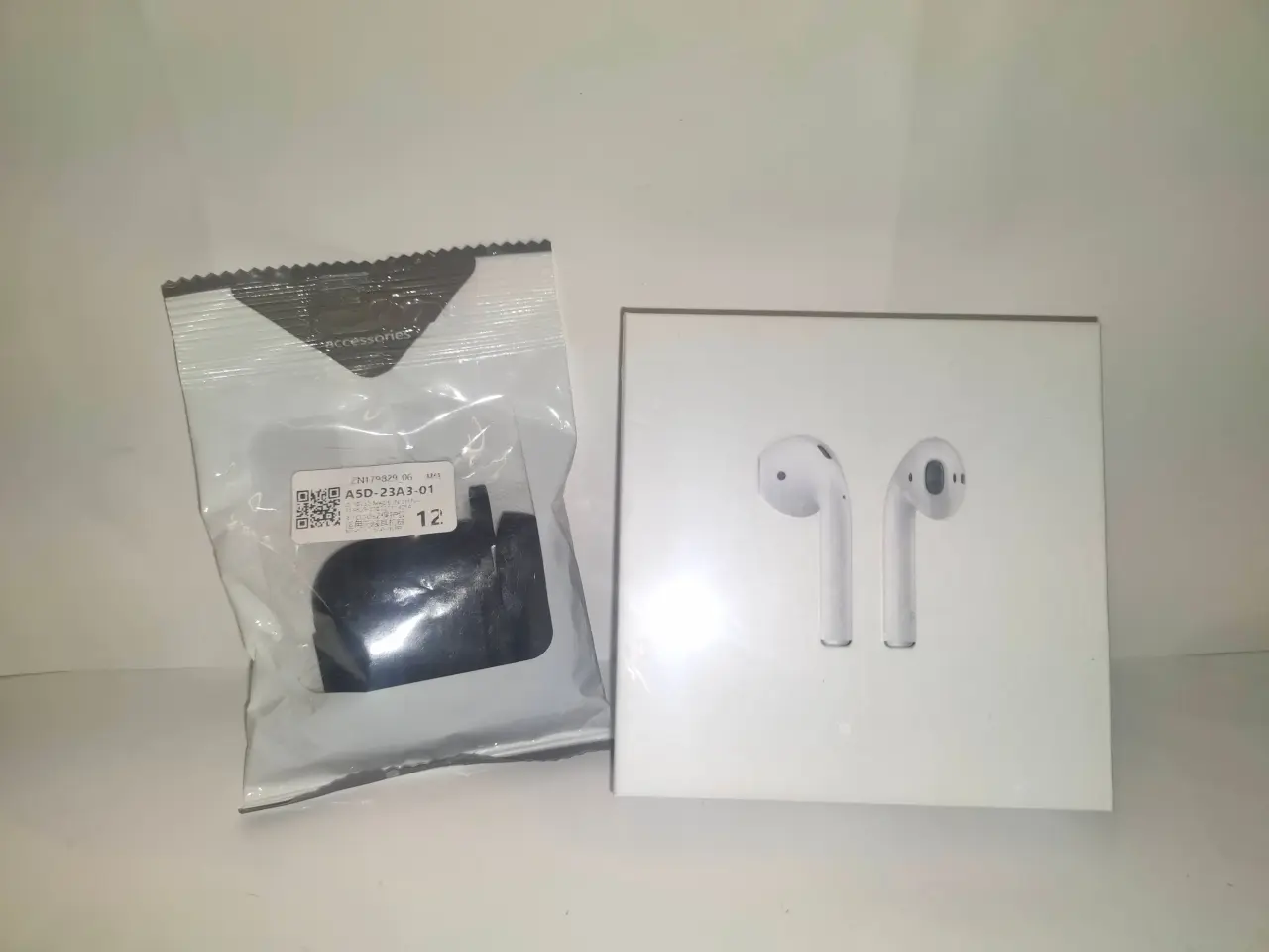 Billede 3 - Spritnye Airpods Til Salg