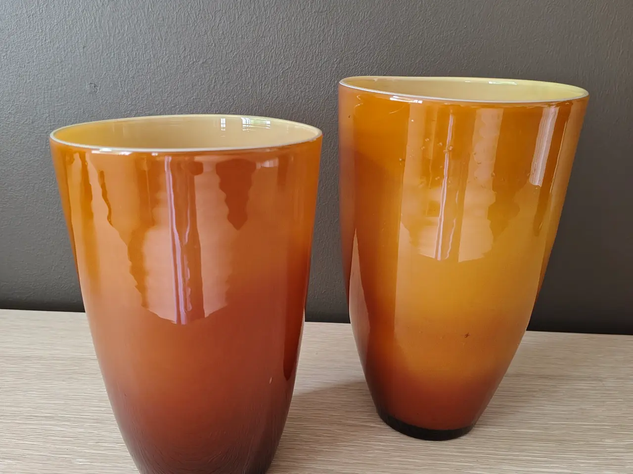 Billede 1 - Flotte gamle ravfarvede glasvaser