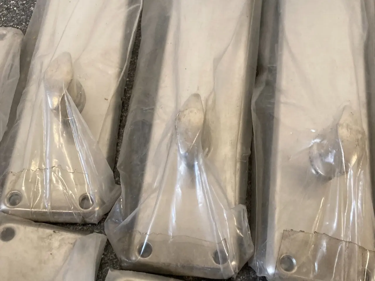 Billede 6 - parti of 15x Assa Abloy Spacer Long Plates w.