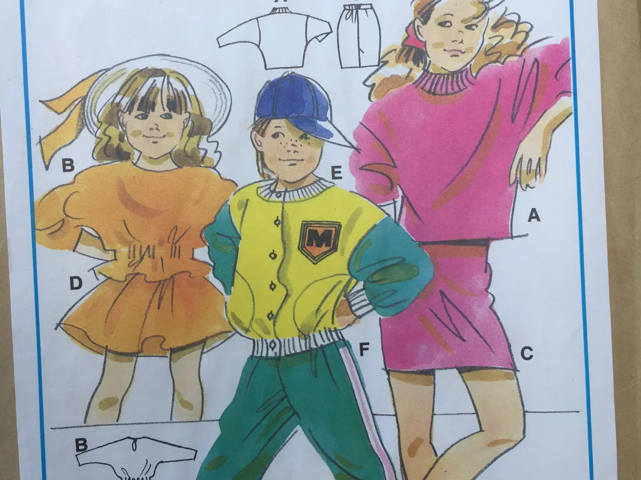 Billede 8 - Simplicity, Burda, Stil snitmønstre. Giv bud.
