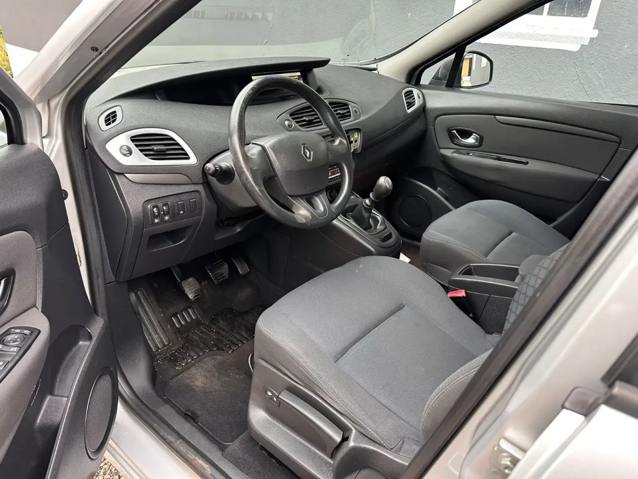 Billede 4 - Renault Grand Scenic III 1,6 16V Authentique 7prs