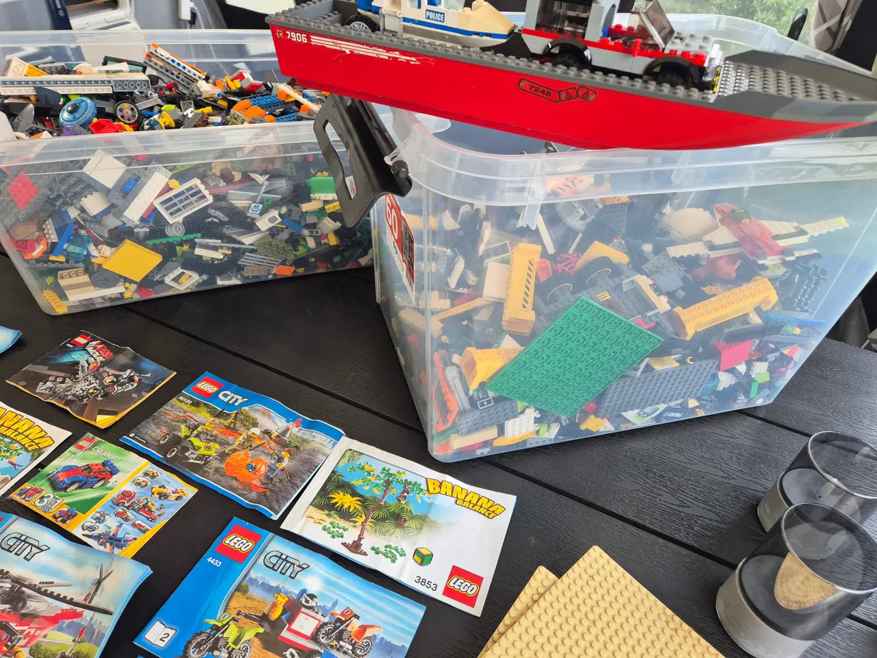 Billede 3 - 2 kasser blandet lego