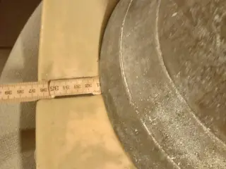 Stor støbt bronze klokke 11 kg