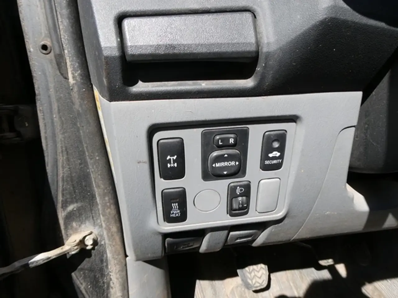 Billede 6 - Toyota HiLux 2,5 D-4D 120 Ex.Kab 4x4 SR5