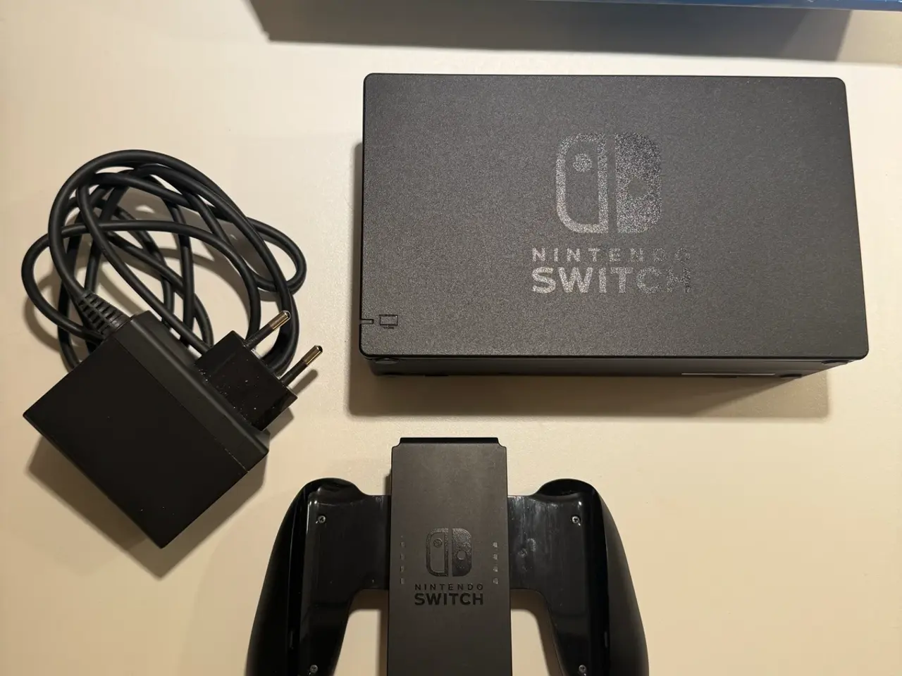 Billede 4 - Nintendo Switch V2 – originalt tilbehør