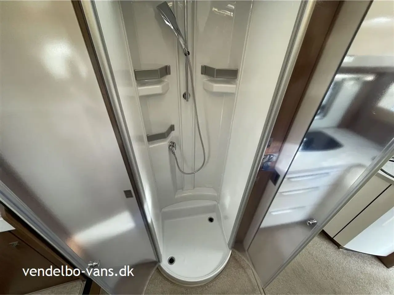 Billede 12 - 2016 - Bürstner Elegance I 910 G   Elegance - Danmarks mest velholdte autocamper