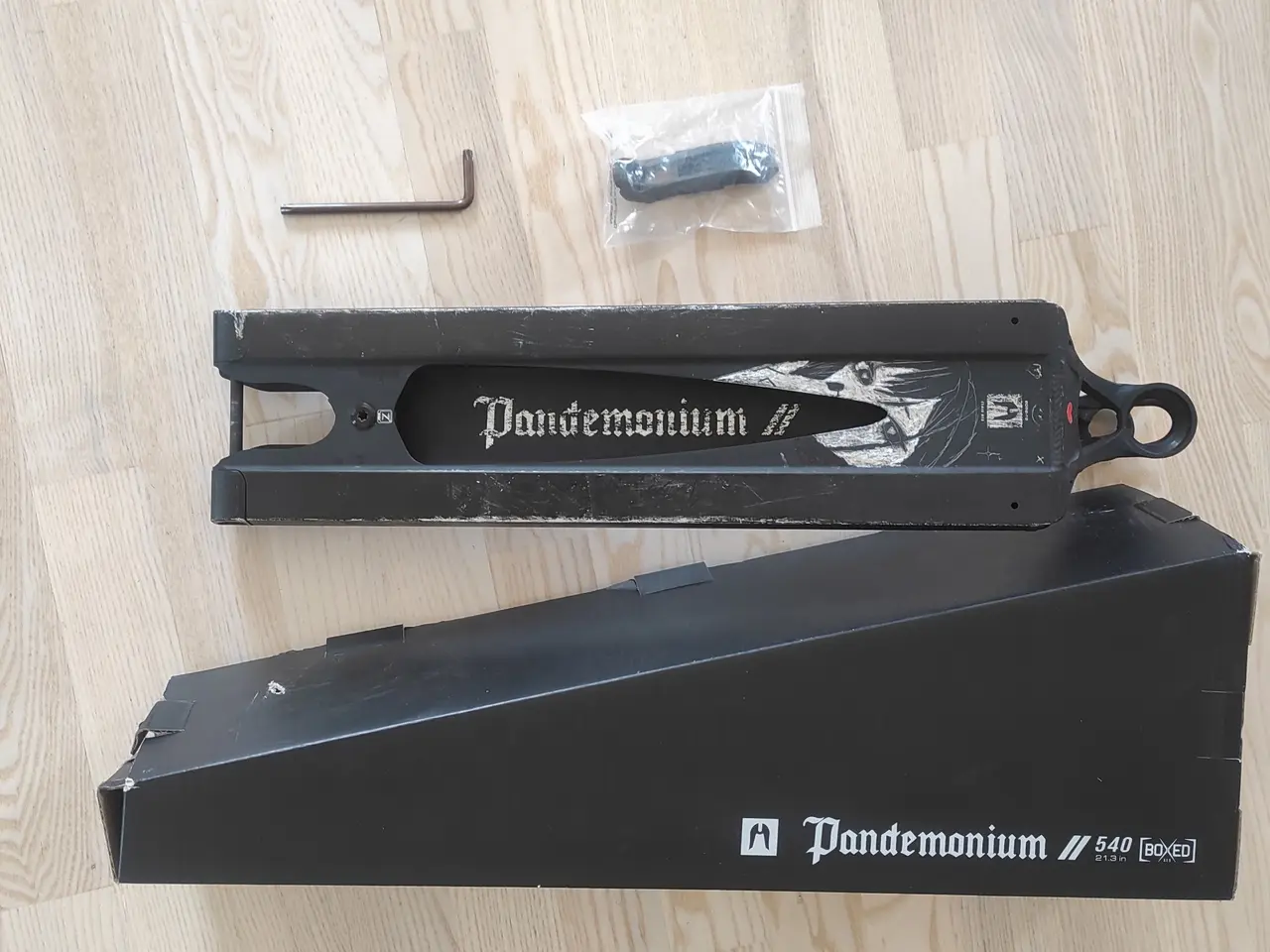 Billede 1 - Ethic Pandemonium V2 deck (540 mm) – Boxed Edition