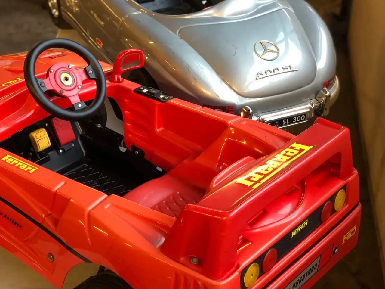 Billede 12 - Elektriske retro børne biler - F40 og 300SL