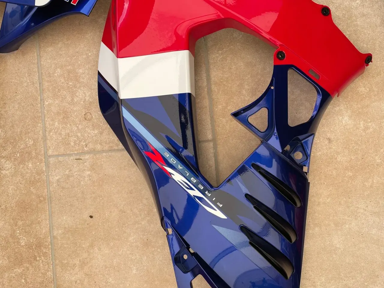 Billede 17 - Honda CBR1000RR-R SP dele