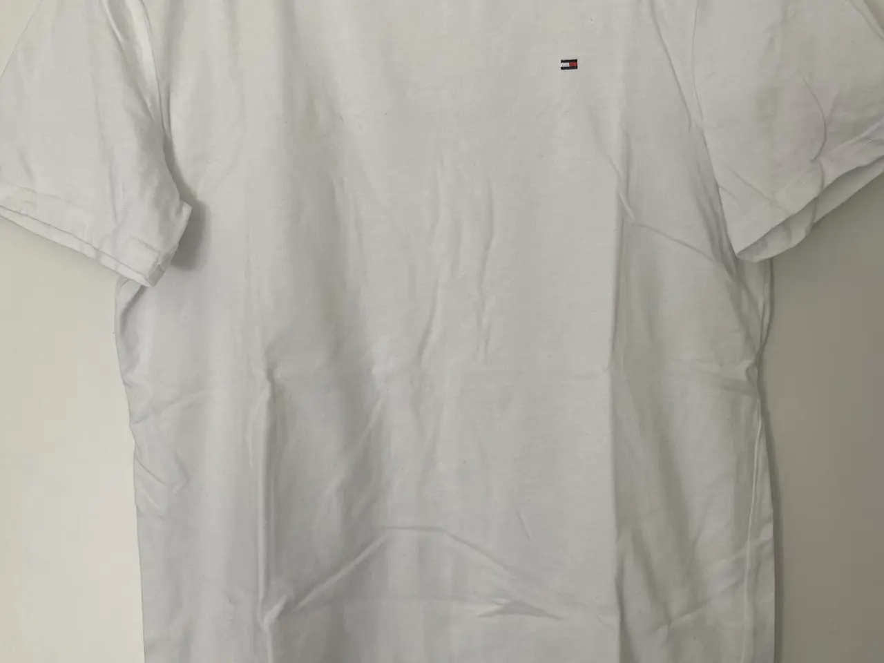 Billede 4 - 4 stk Tommy Hilfiger t-shirt 