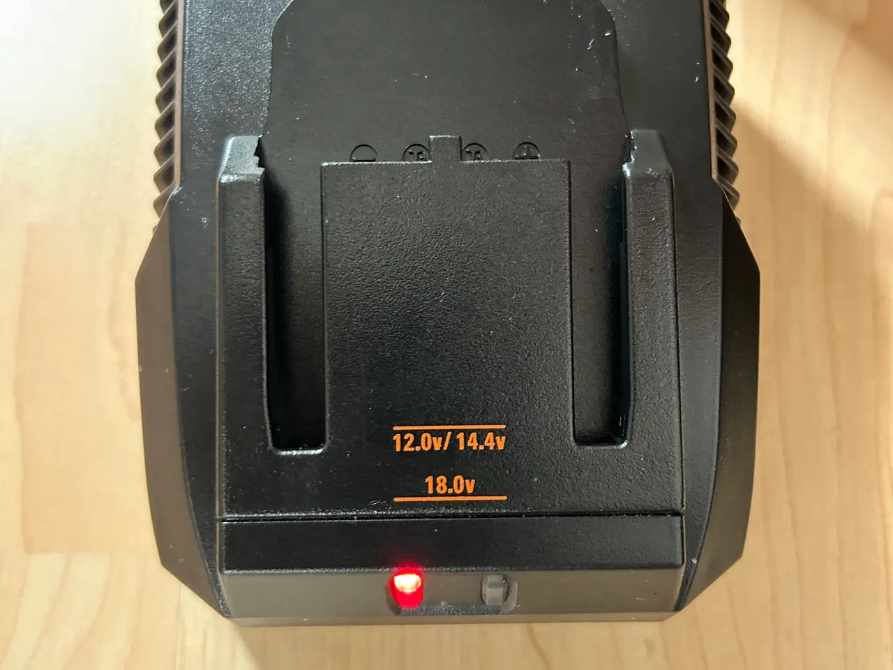 Billede 6 - AEG poplader med god batteri 18v 2,0Ah