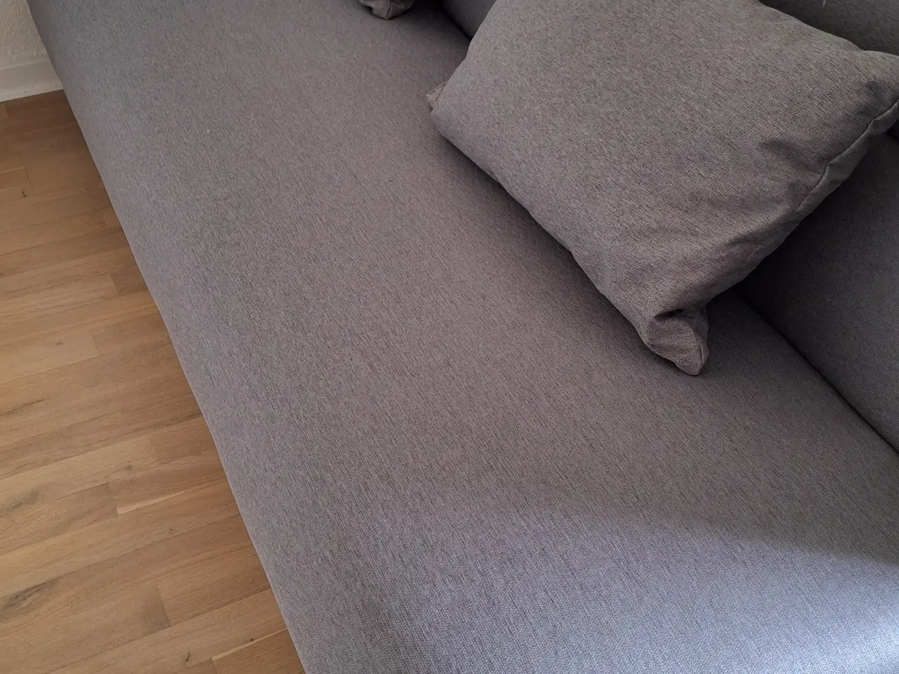 Billede 2 - Sovesofa I grå stof