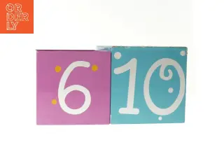 Farverige kasser (str. 15,5x15,5 cm)