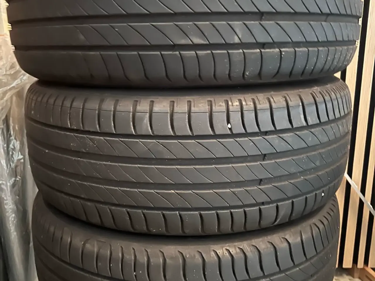 Billede 1 - 4, stk Michelin sommerdæk 205/55 R16 6-7 mm,