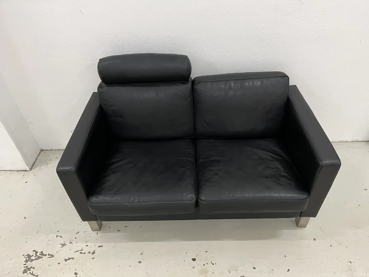 Billede 5 - Mogens Hansen MH321 2 Pers.Sofa i sort premium .