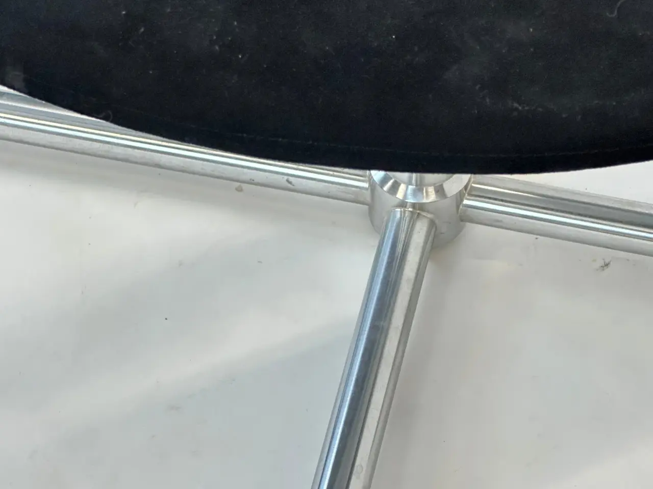 Billede 7 - Fredericia Furniture Rex Loungestol – Sort Metal Stel