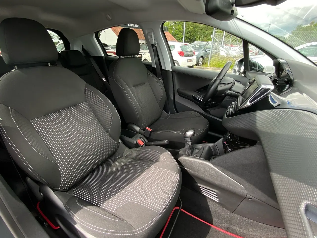 Billede 11 - Peugeot 208 1,6 BlueHDi Allure Sky 100HK 5d