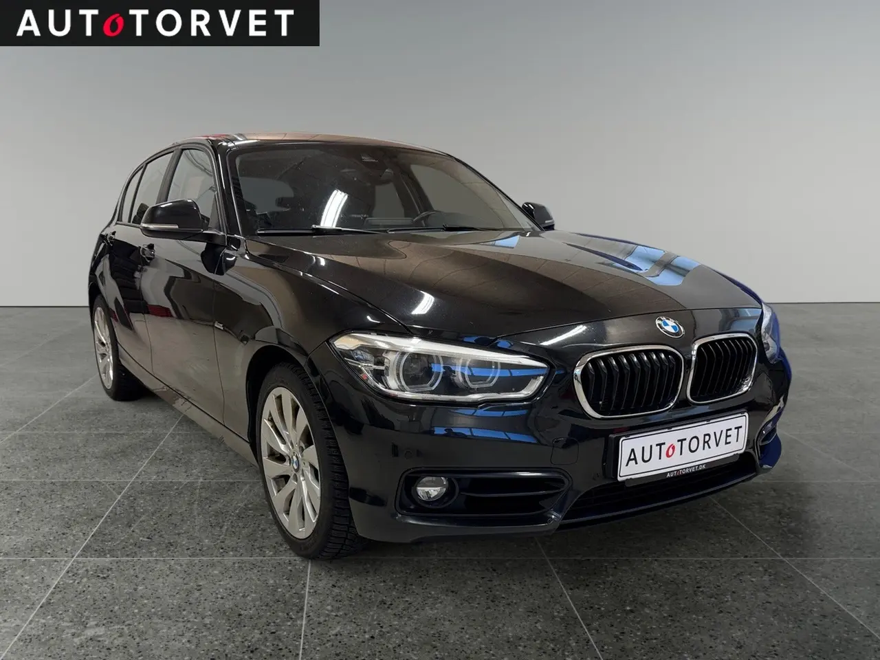 Billede 2 - BMW 118i 1,5 Sport Line aut.