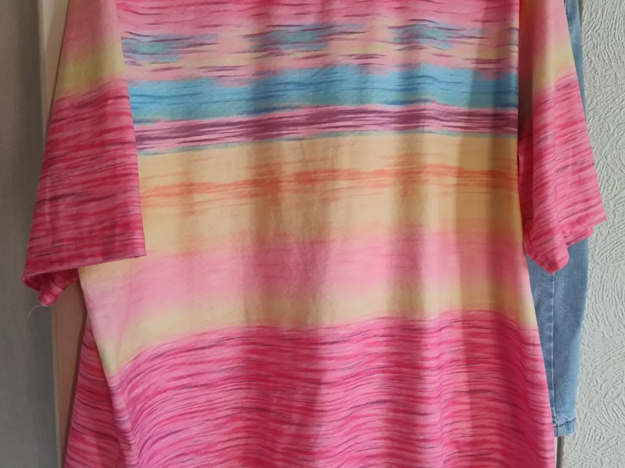 Billede 4 - 3 T-shirts i sommer friske farver