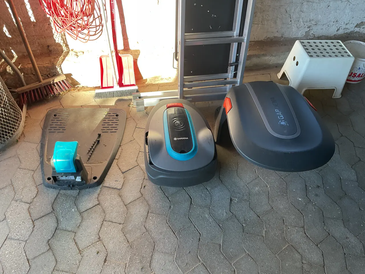 Billede 1 - Gardena robotplæneklipper smart sileno city 600