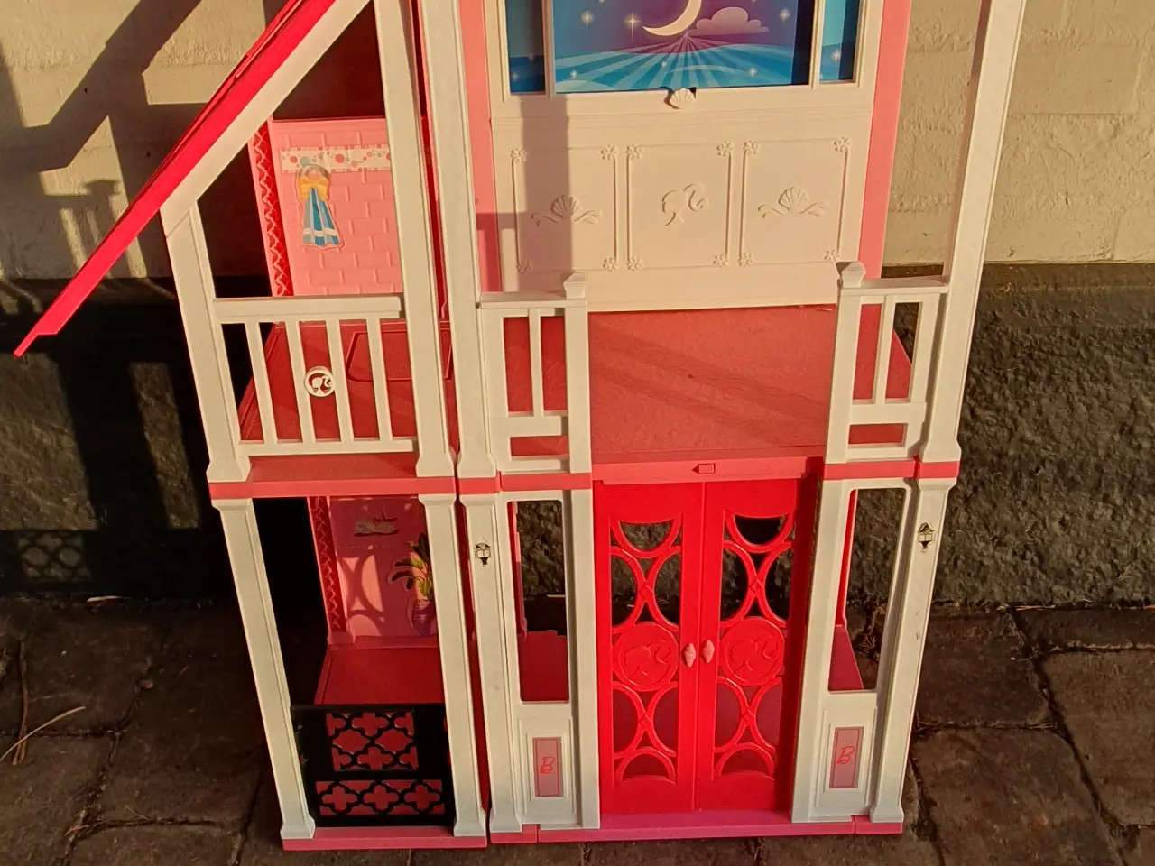 Billede 2 - Barbie hus i flere etager