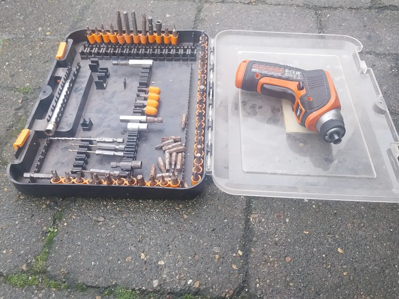 Billede 4 - Black and Decker skruemaskine