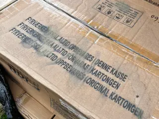 Gammelt fyrværkeri søges
