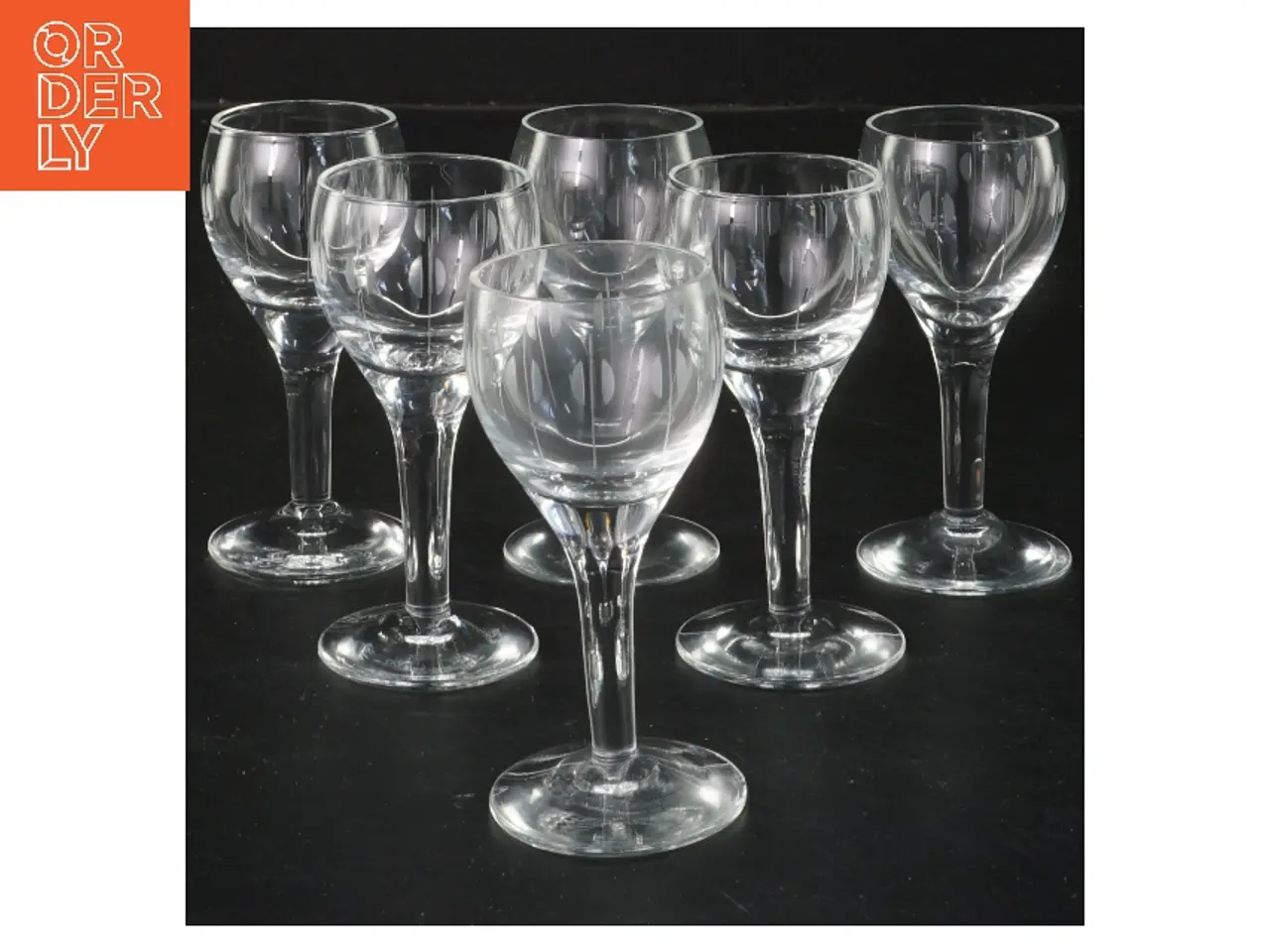 Billede 1 - Sæt med seks glas (str. 6 stk Ø 3,5 cm længde 8,5 cm)