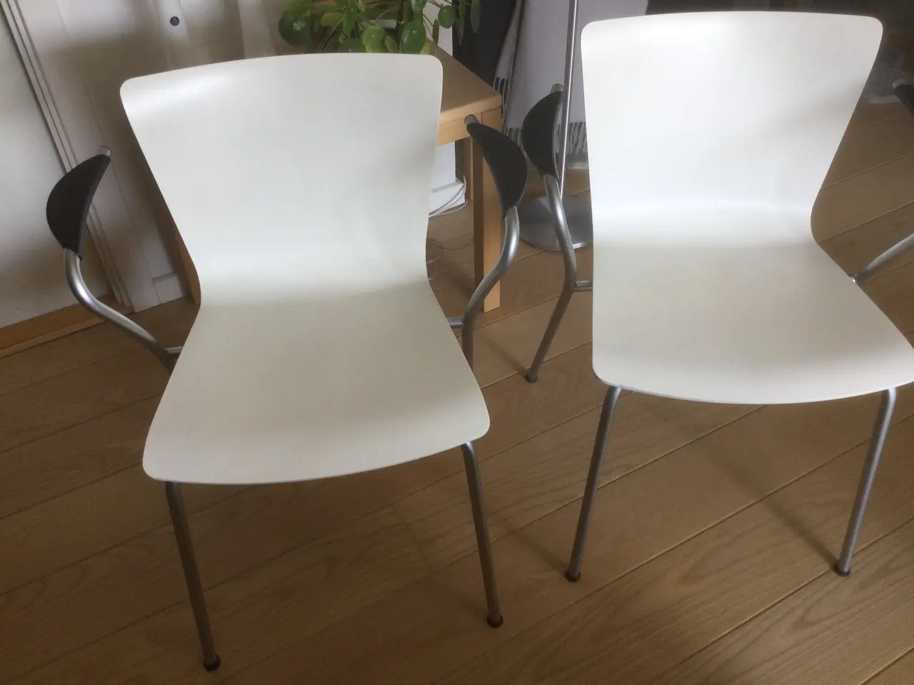 Billede 2 - 6 hvide Vico Magistretti , Fritz Hansen