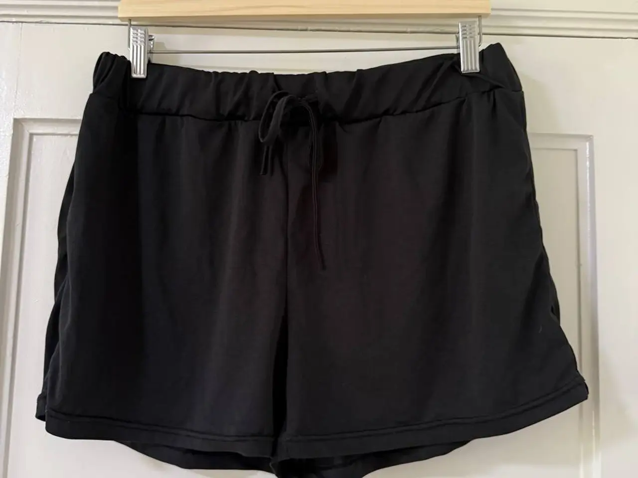 Billede 2 - Sorte dameshorts