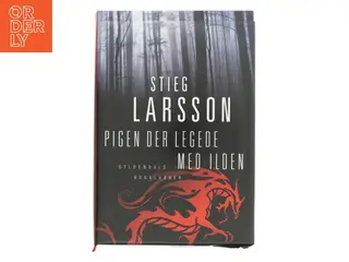Pigen der legede med ilden af Stieg Larsson (Bog)