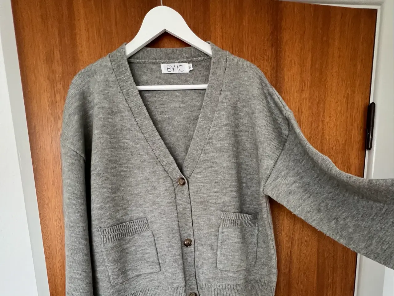 Billede 4 - Lækker, ny BYIC Cardigan