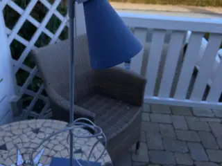 Bord lampe special i blå