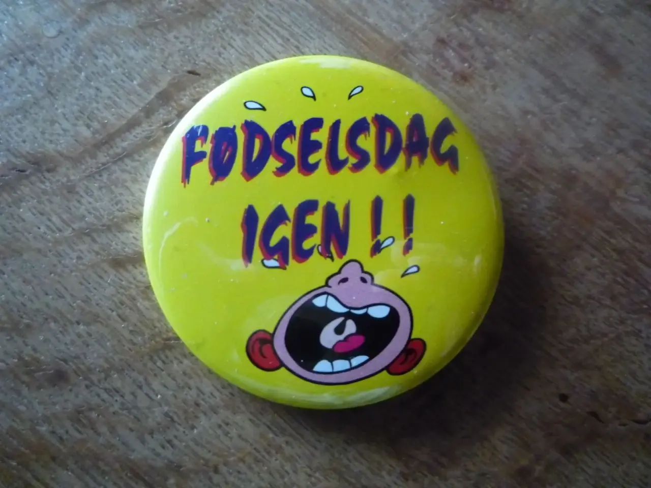 Billede 3 - Badges, pins, emblemer og reflekser